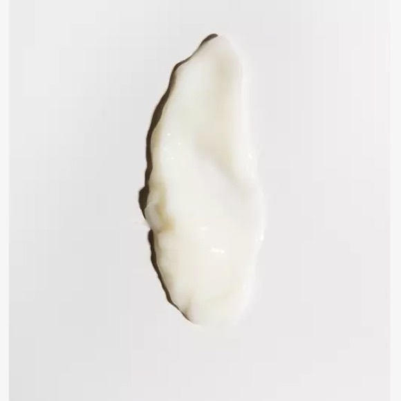 OUAI Leave In Conditioner Travel Purse Size 0.84oz - Picture 4 of 8